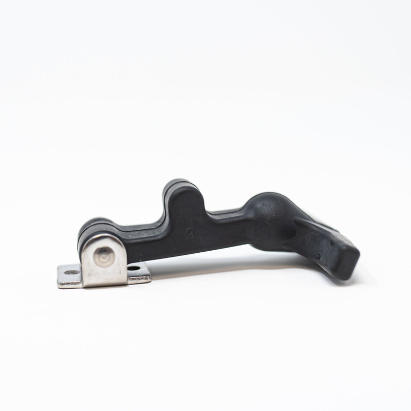 Flexible T-Handle Draw Latch
