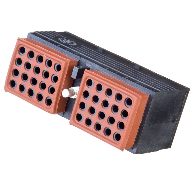 DRC16-40S – DRC Series – 40 Socket Plug – No Key, In-Line, Black